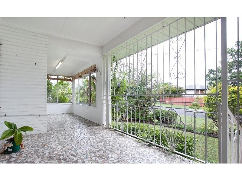 11 Strathdale Street, Aspley QLD 4034