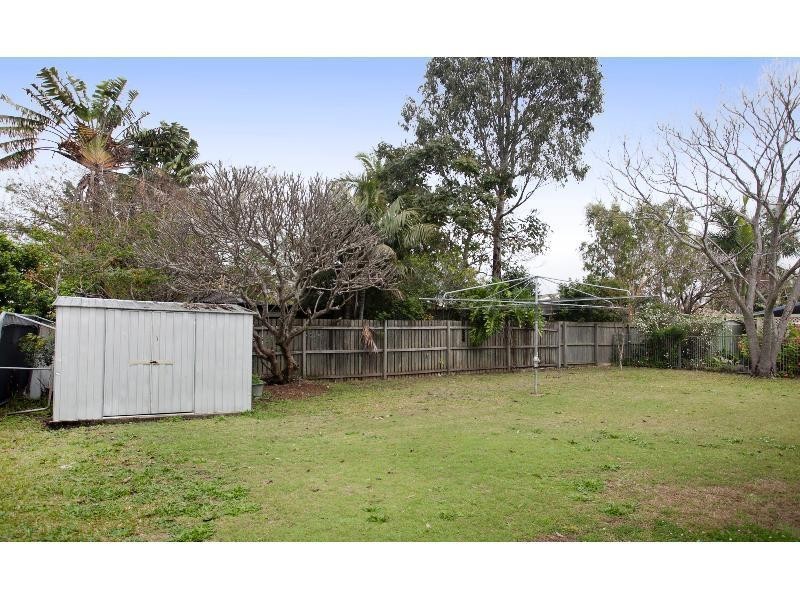 11 Strathdale Street, Aspley QLD 4034