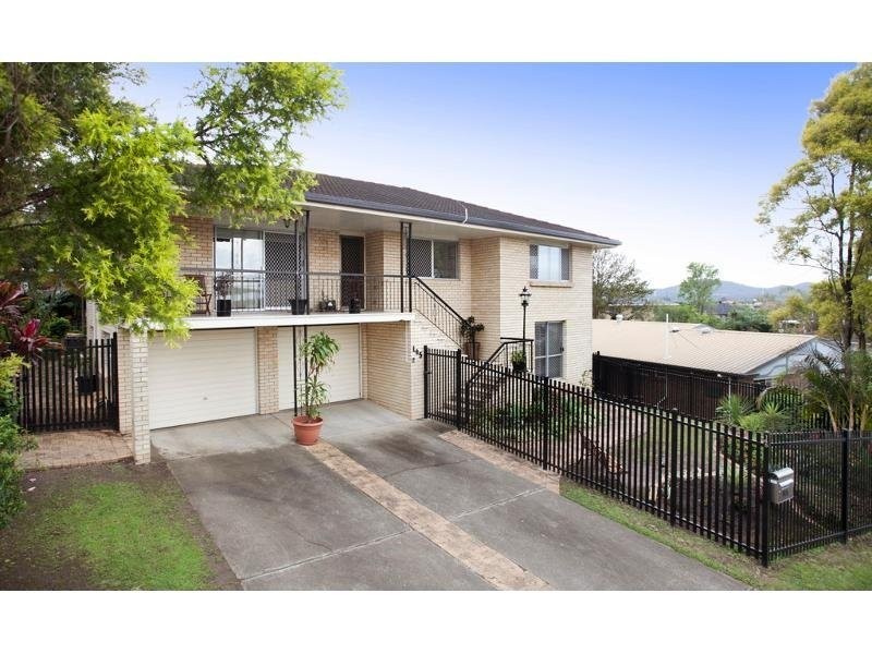 145 Greenmeadow Road, Mansfield QLD 4122