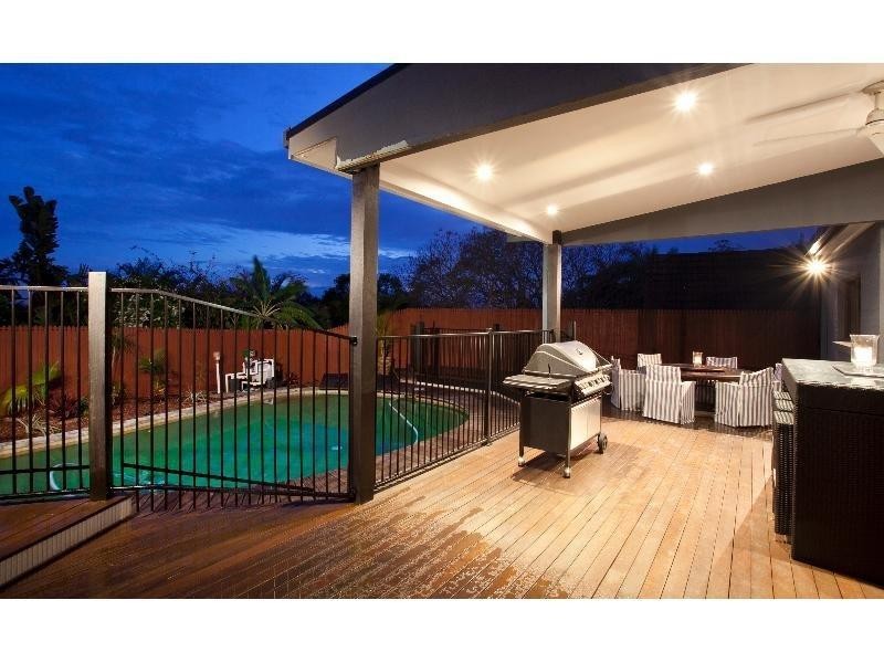 9 Bedwell Place, Mount Ommaney QLD 4074