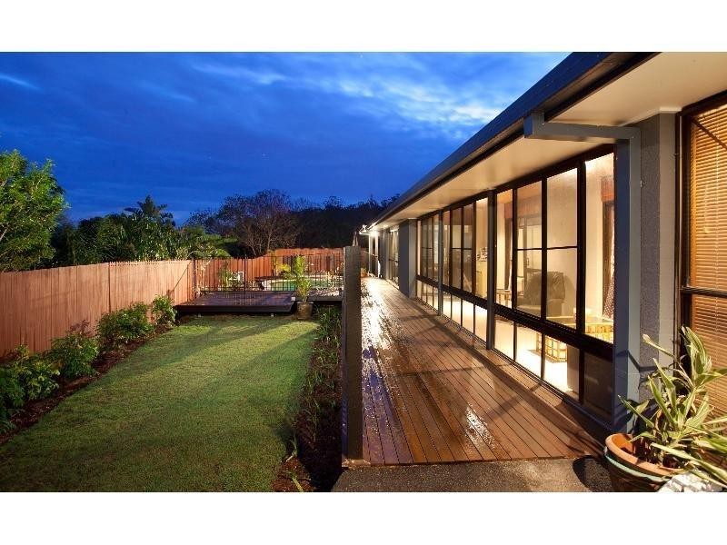 9 Bedwell Place, Mount Ommaney QLD 4074