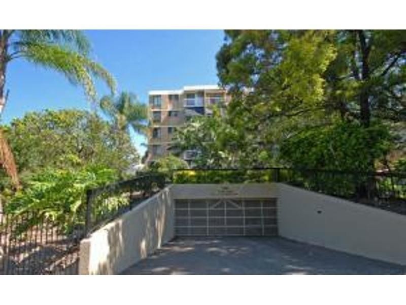 2/574 Boundary Street, Spring Hill QLD 4000