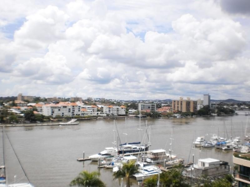 33/8 Goodwin Street, Kangaroo Point QLD 4169