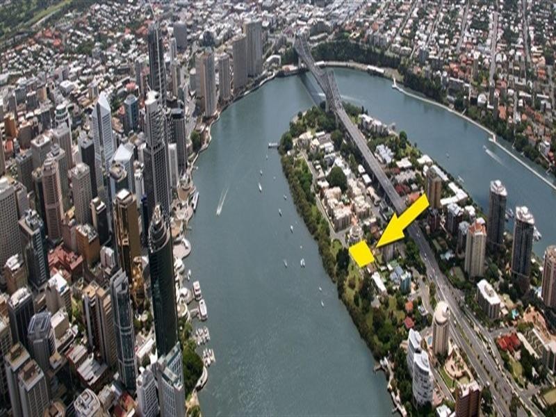 12 Hamilton Street, Kangaroo Point QLD 4169