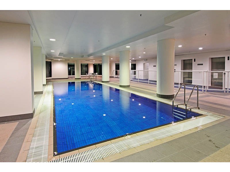 33/8 Goodwin Street, Kangaroo Point QLD 4169