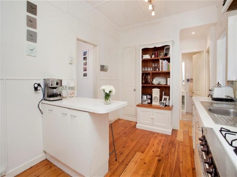 97 Brook Street, Windsor QLD 4030