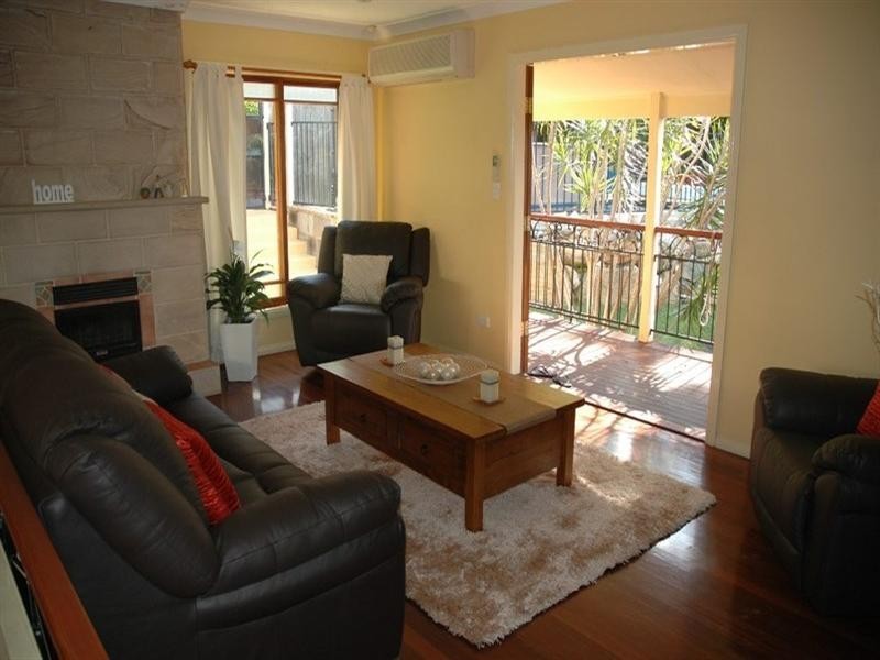 53 Kumbari Crescent, Mitchelton QLD 4053