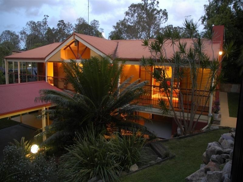 53 Kumbari Crescent, Mitchelton QLD 4053