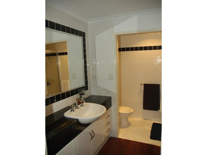 53 Kumbari Crescent, Mitchelton QLD 4053