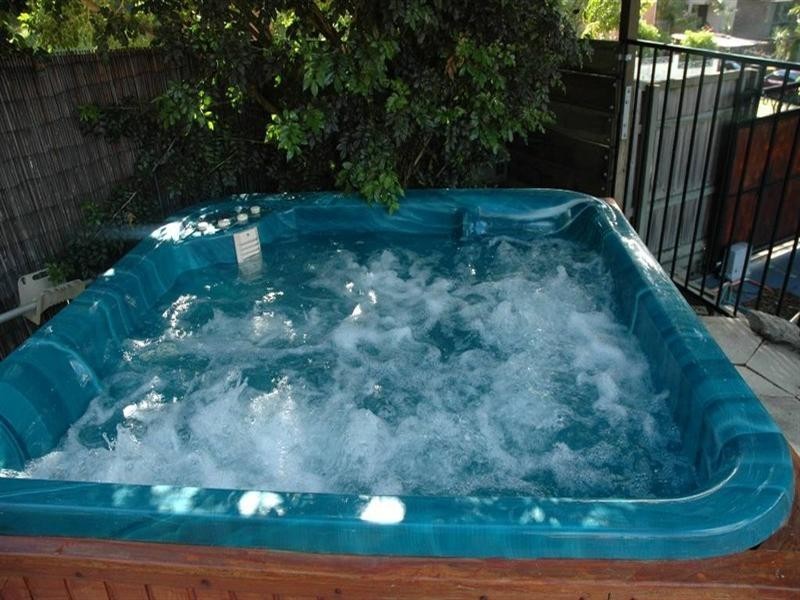 53 Kumbari Crescent, Mitchelton QLD 4053