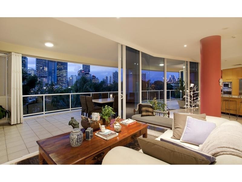 101/21 Pixley Street, Kangaroo Point QLD 4169