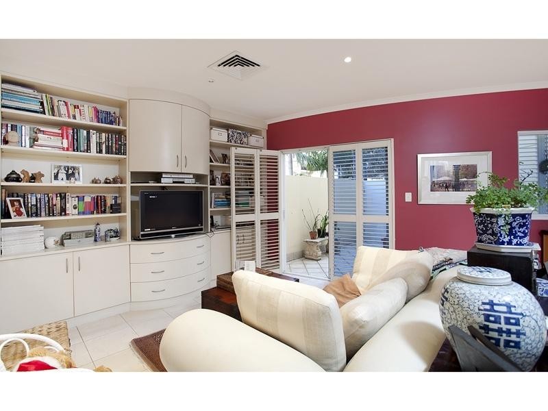 101/21 Pixley Street, Kangaroo Point QLD 4169