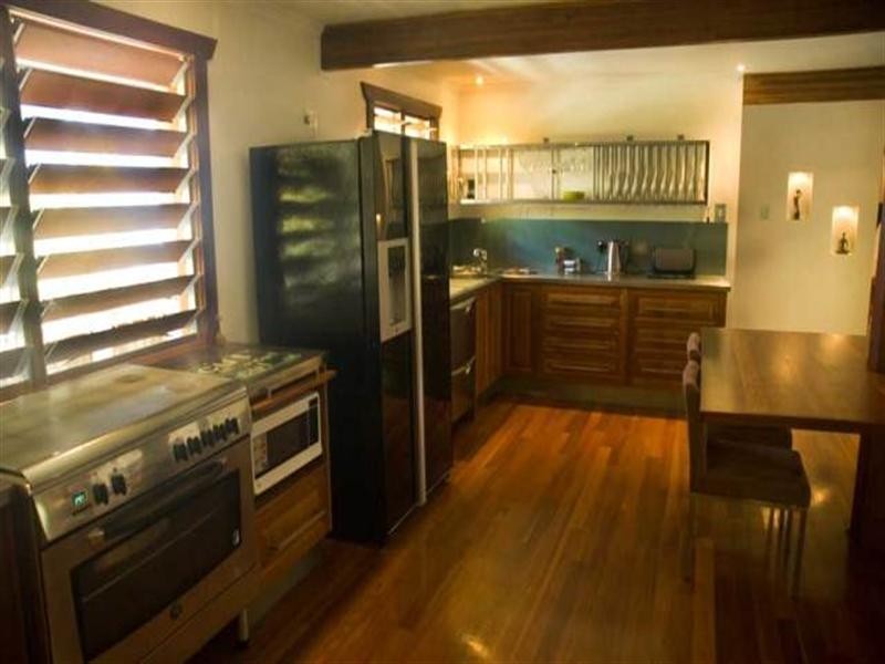 8 Hinkler Parade, Maroochydore QLD 4558