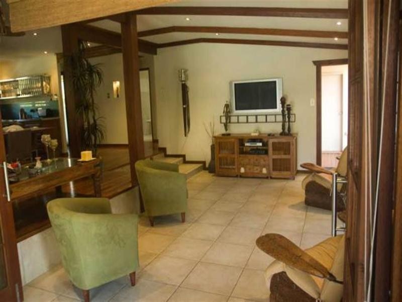 8 Hinkler Parade, Maroochydore QLD 4558