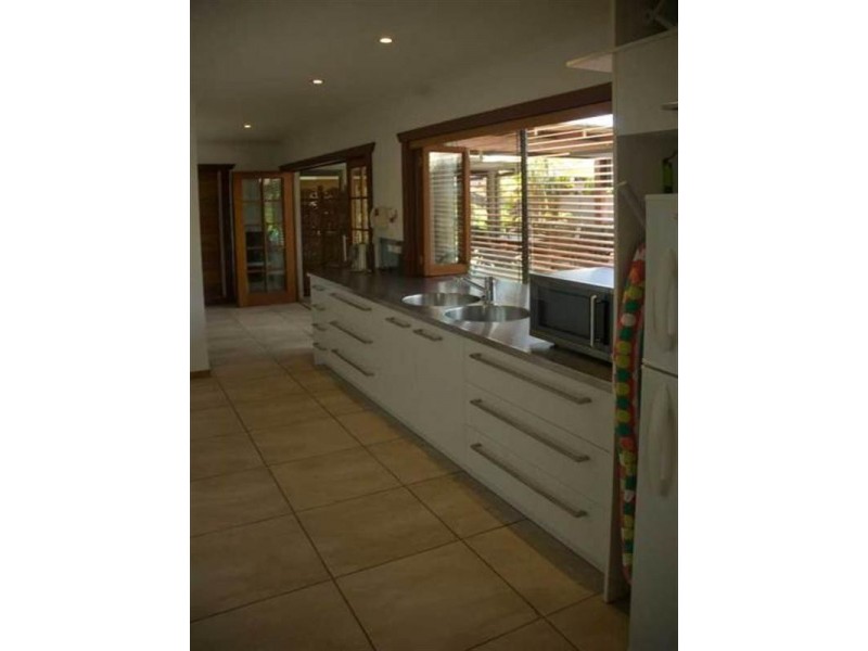 8 Hinkler Parade, Maroochydore QLD 4558