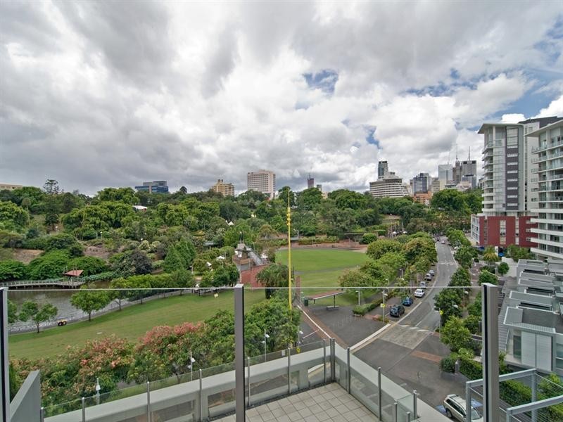 6025/6 Parkland Boulevard, Brisbane QLD 4000