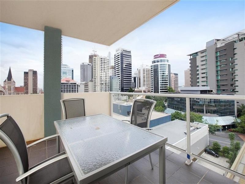 706/82 Bowen Street, Spring Hill QLD 4000