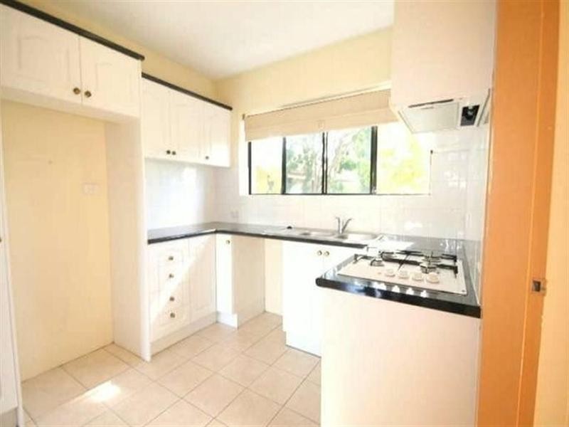 4/33 Duke Street, Kangaroo Point QLD 4169