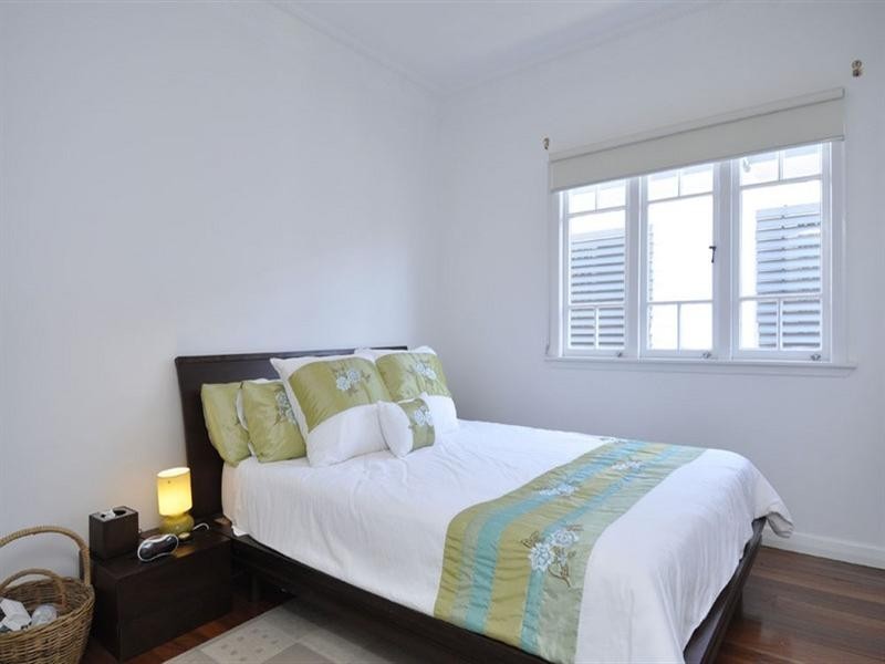 99 Lytton Road, Bulimba QLD 4171