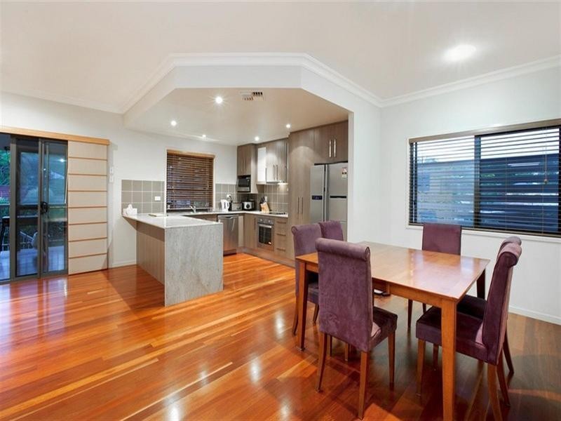 63 Broomfield, Taringa QLD 4068