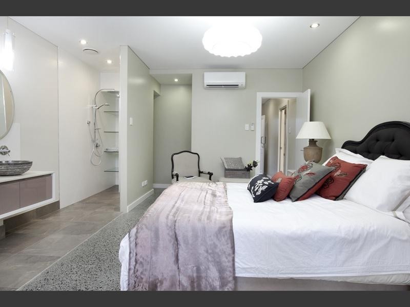 35 Allenby Street, Spring Hill QLD 4000