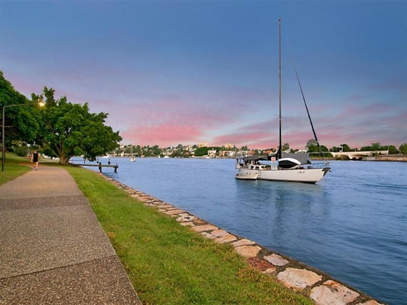 11/52 Mark Street, New Farm QLD 4005