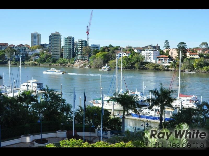 21/2 Goodwin Street, Kangaroo Point QLD 4169