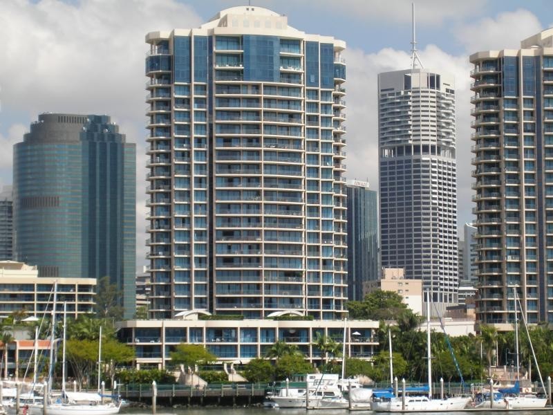 21/2 Goodwin Street, Kangaroo Point QLD 4169