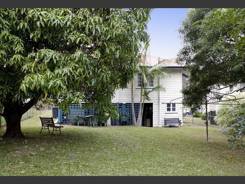 16 Warril Street, Wavell Heights QLD 4012