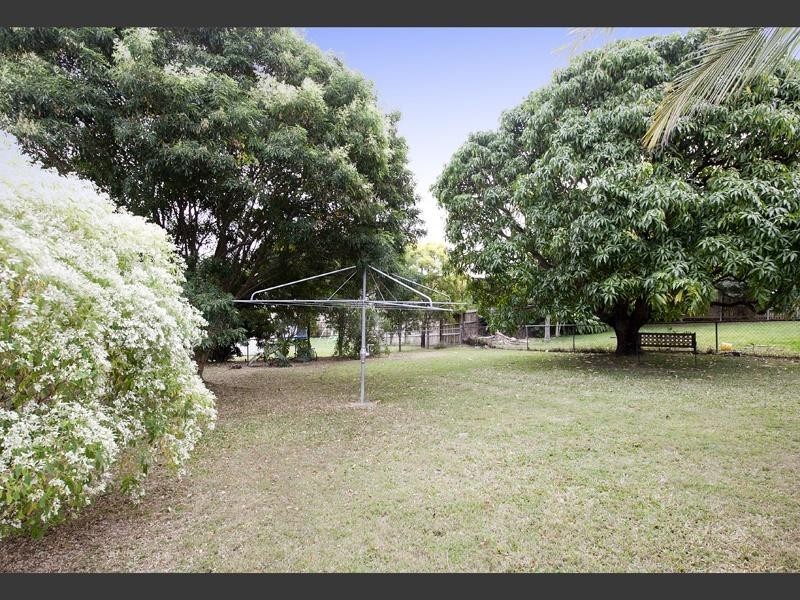 16 Warril Street, Wavell Heights QLD 4012