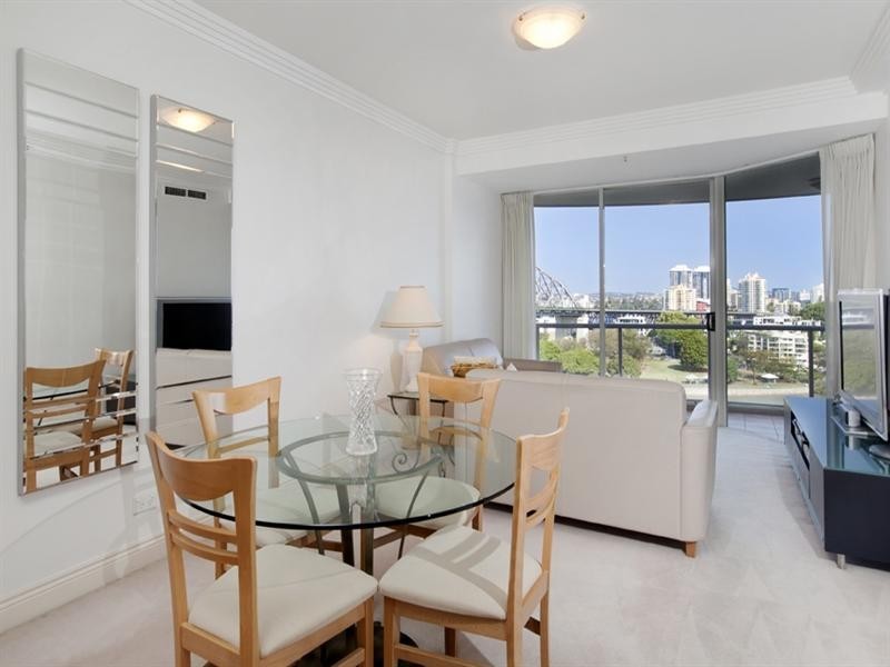 67/32 Macrossan Street, Brisbane QLD 4000