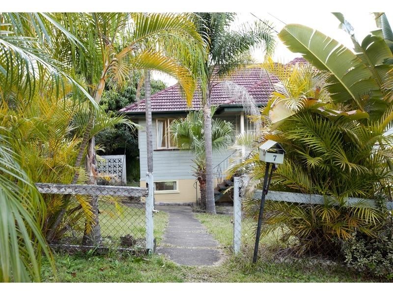 7 Georganne Street, The Gap QLD 4061
