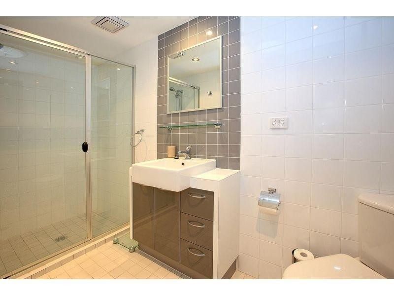 2/122 Fortescue Street, Spring Hill QLD 4000