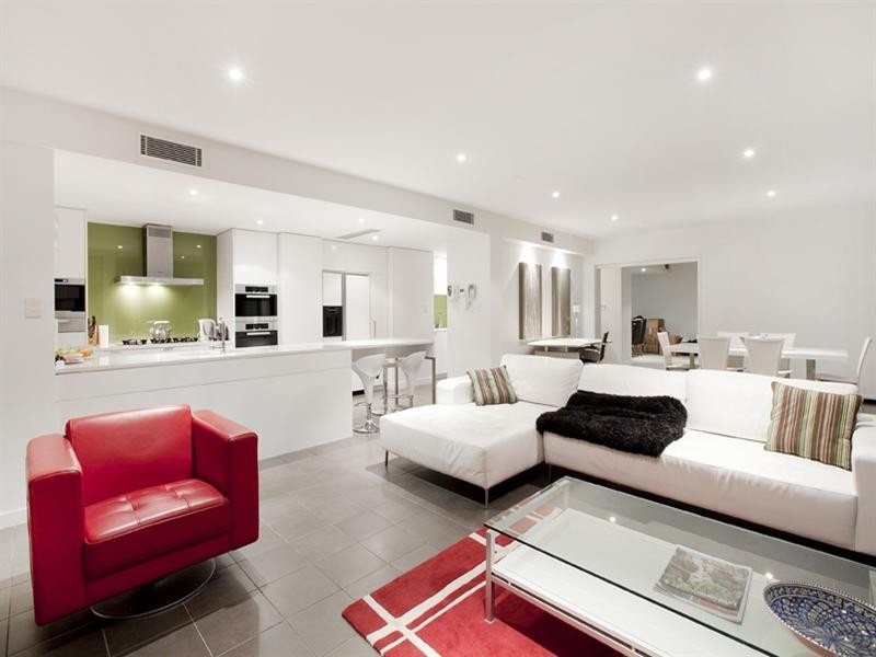 326/10 Pidgeon Close, West End QLD 4101