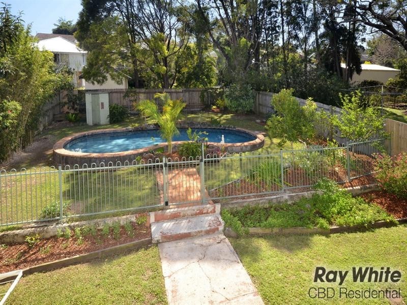 128 Koala Road, Moorooka QLD 4105