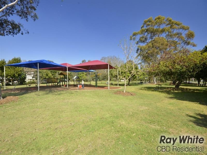 128 Koala Road, Moorooka QLD 4105