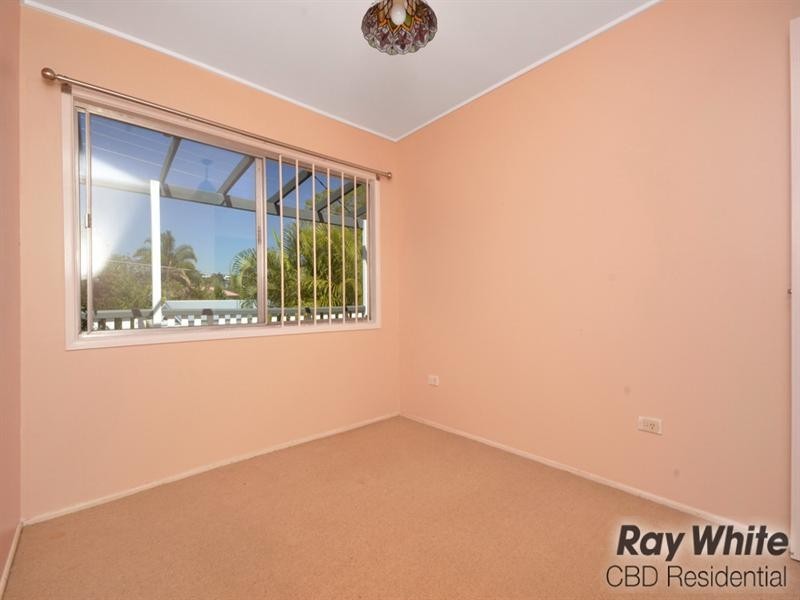 128 Koala Road, Moorooka QLD 4105