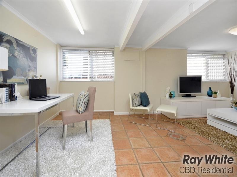 128 Koala Road, Moorooka QLD 4105
