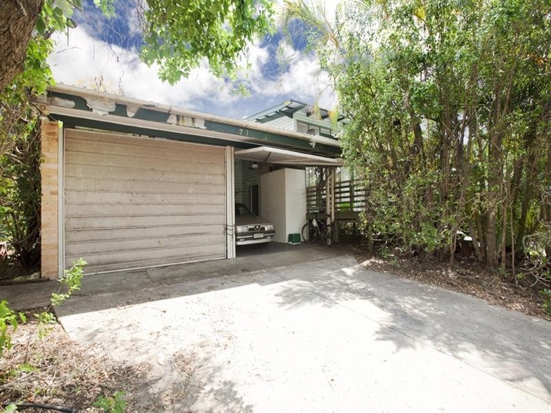 71 Upland Road, St Lucia QLD 4067