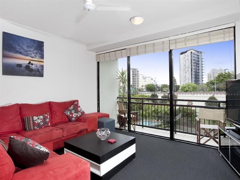 128/15 Goodwin Street, Kangaroo Point QLD 4169