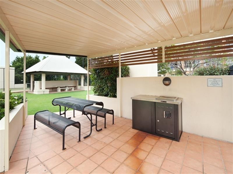 25/331 Main Street, Kangaroo Point QLD 4169