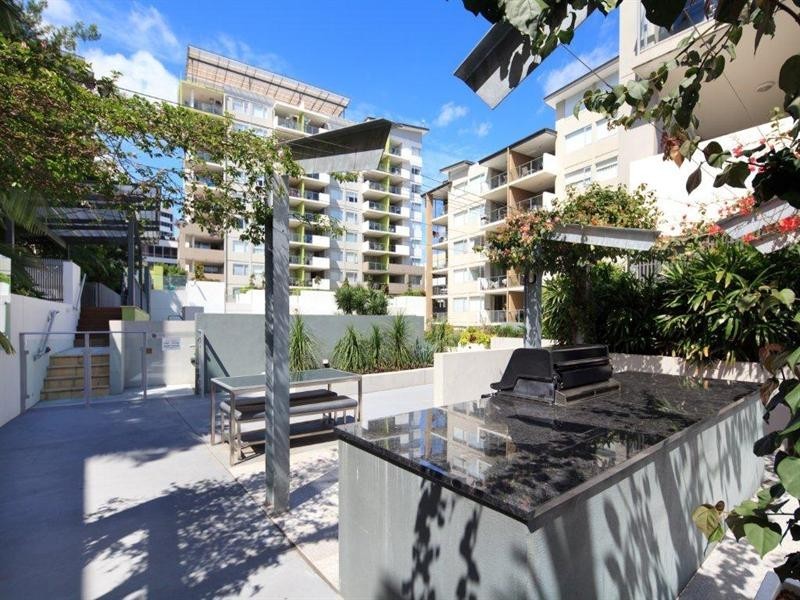 304/340 Boundary Street, Spring Hill QLD 4000
