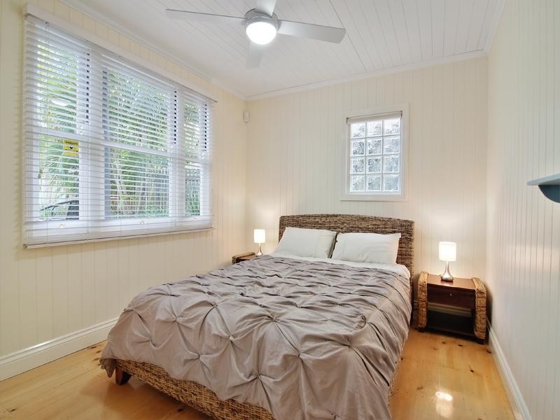35 Toohey Street, Woolloongabba QLD 4102