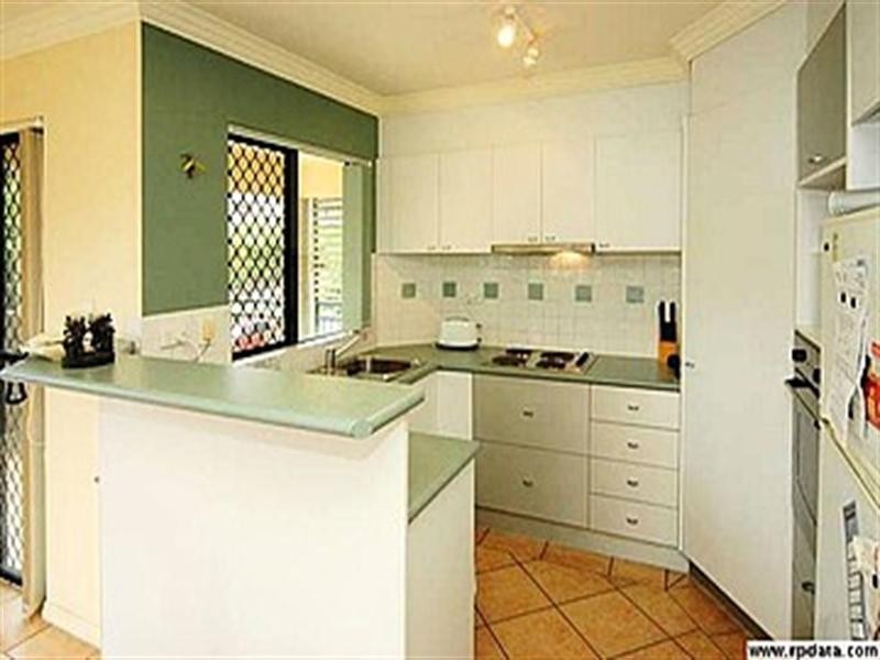 2/44 Broomfield Street, Taringa QLD 4068