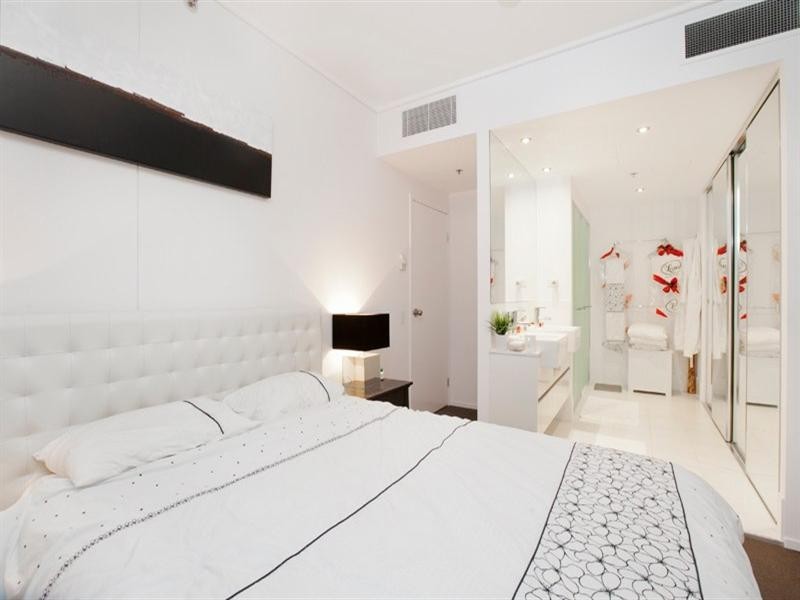 251/30 Macrossan Street, Brisbane QLD 4000