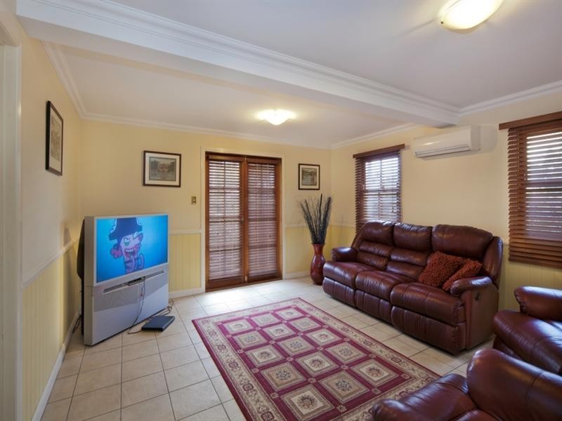 31 Carville Street, Annerley QLD 4103