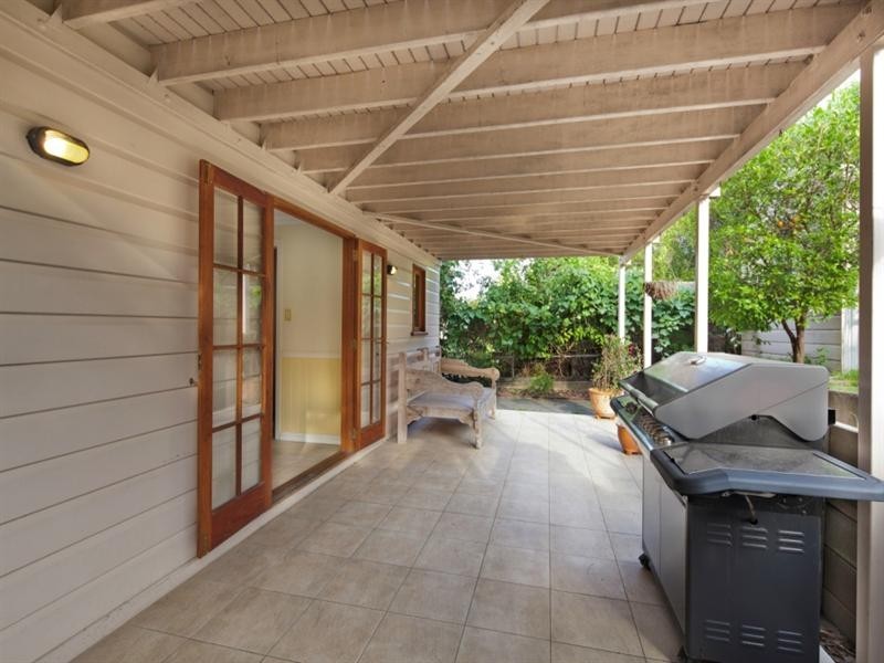 31 Carville Street, Annerley QLD 4103