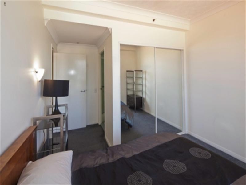 5065/55 Baildon Street, Kangaroo Point QLD 4169