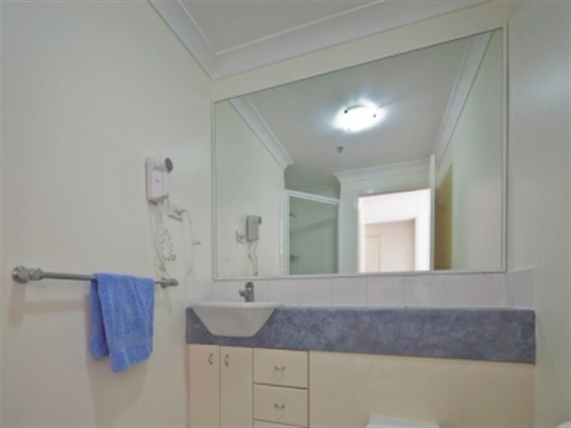 5065/55 Baildon Street, Kangaroo Point QLD 4169