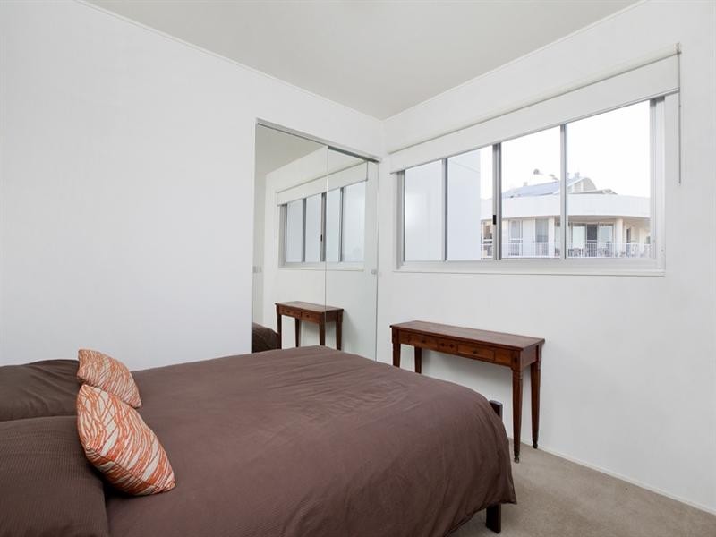 33/363 Coronation Drive, Auchenflower QLD 4066